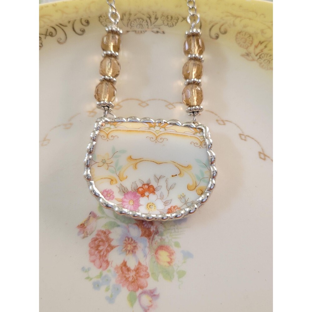 Broken China Noritake Floral Soldered Pendant Necklace with Vintage Beads